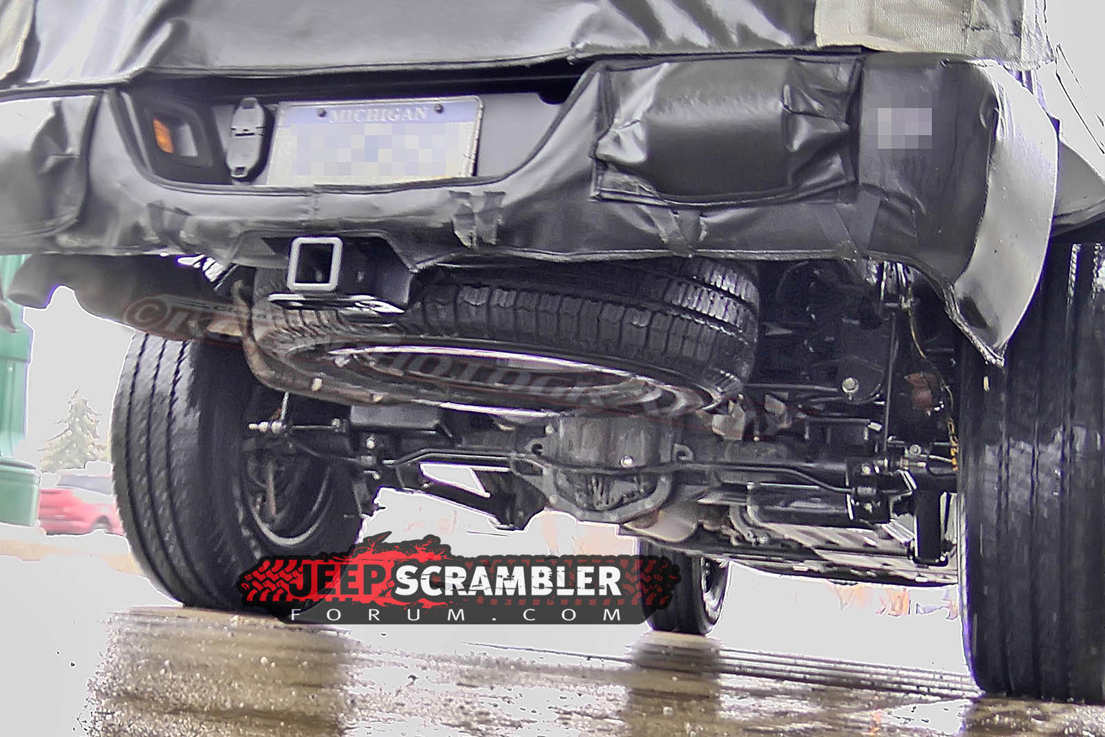 Jeep-Scrambler-JT-Pickup-underbody.g11.jpg